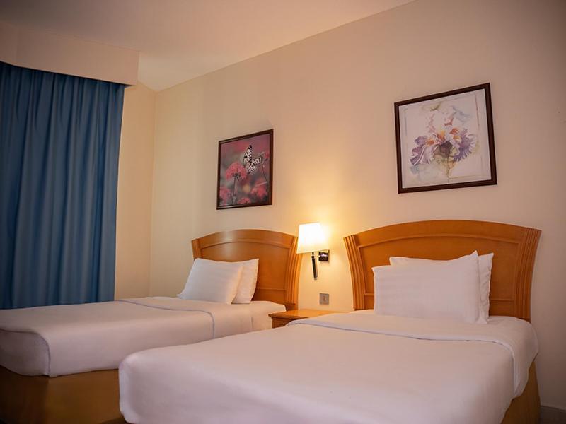 Golden Tulip Sharjah Aparthotel ภายนอก รูปภาพ